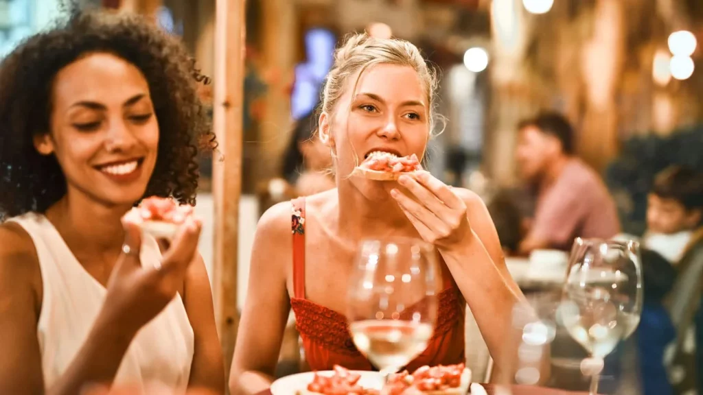 femmes dans un bar en vendée