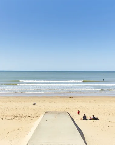 photo d'une cale de la plage de saint jean de monts