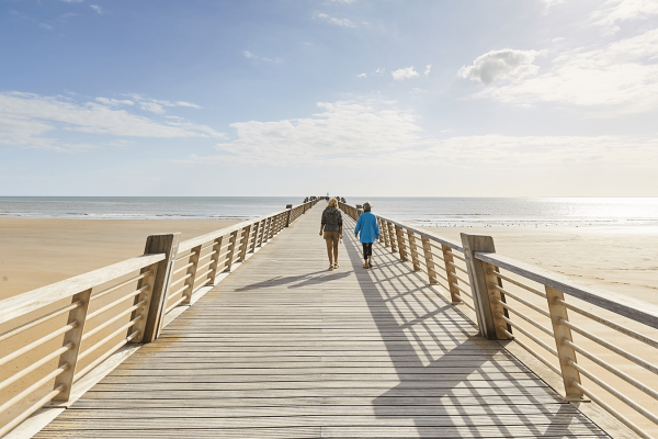 Spaziergang auf dem Pier in Saint Jean de Monts