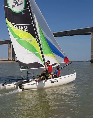 photo de sports nautiques à la barre de monts - fromentine : la voile