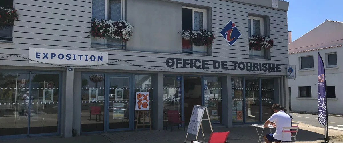 photo de l'office de tourisme de la barre de monts - fromentine sous le soleil